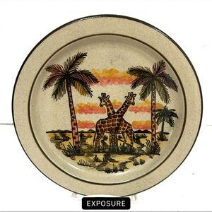 DEDZA Malawi Pottery Giraffe African Safari Hand Painted Plate 7 3/8”